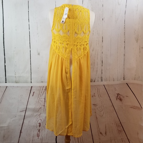 WILLOW AND CLAY Lace & Chiffon High/Low Top - Picture 6 of 8